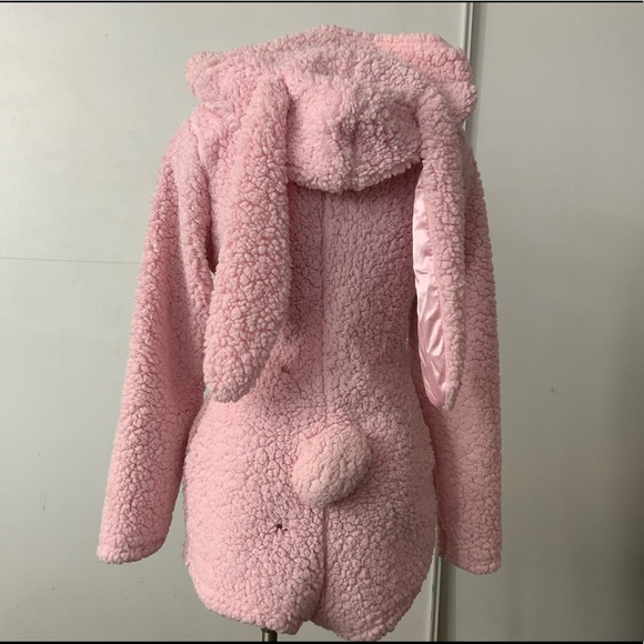 Bunny Outfit! - Picture 3 of 6